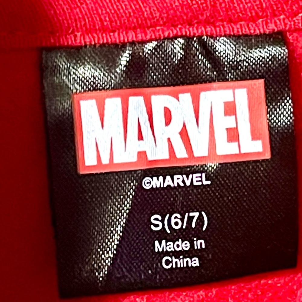 New 6/7 Marvel SpiderMan zip up hooded jacket - Picture 5 of 5